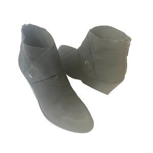 Eileen Fisher Chunky Heel Ankle Boots Women's 7.5 All Leather Gray Zip Up Casual